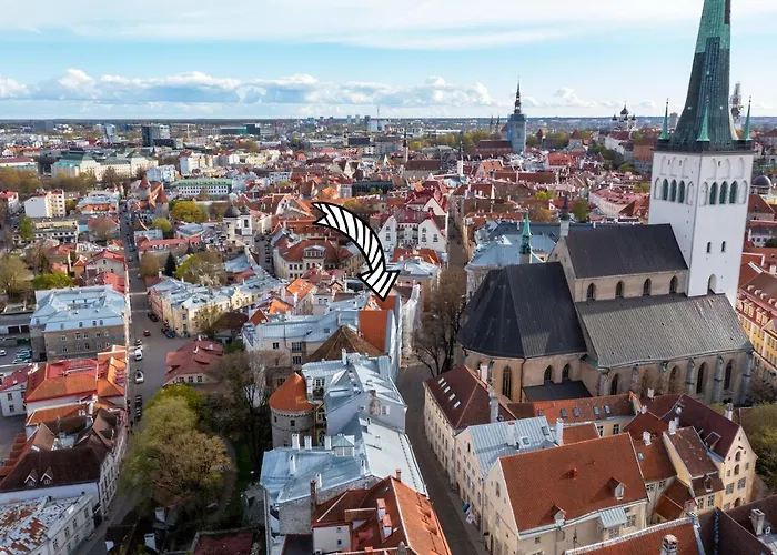 Old Town - Oleviste * 塔林